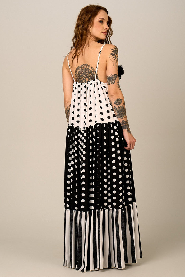 Vestido Longo De Alças Reguláveis Poá Preto E Branco Yacamim D20