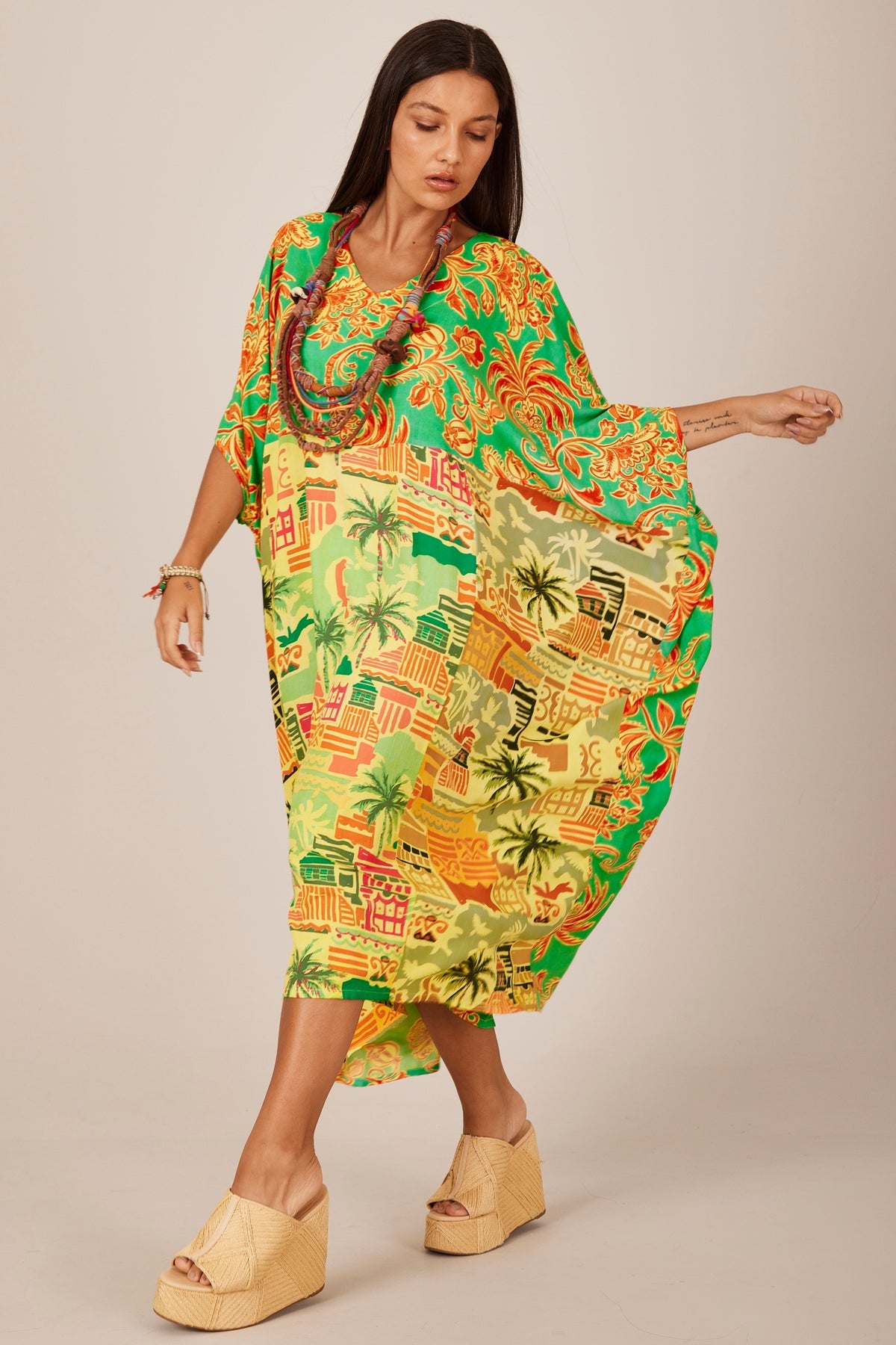 Kaftan Longo Patchwork Verde Claro Yacamim J3