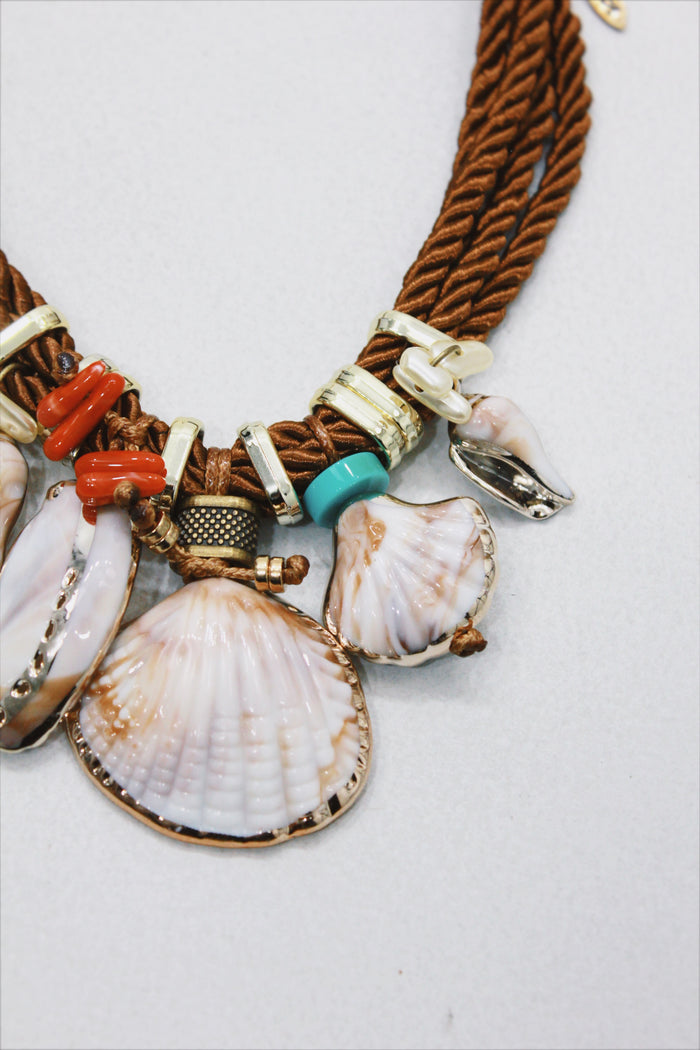 Colar Artesanal Trançado Com Mix De Pingentes Yacamim #510