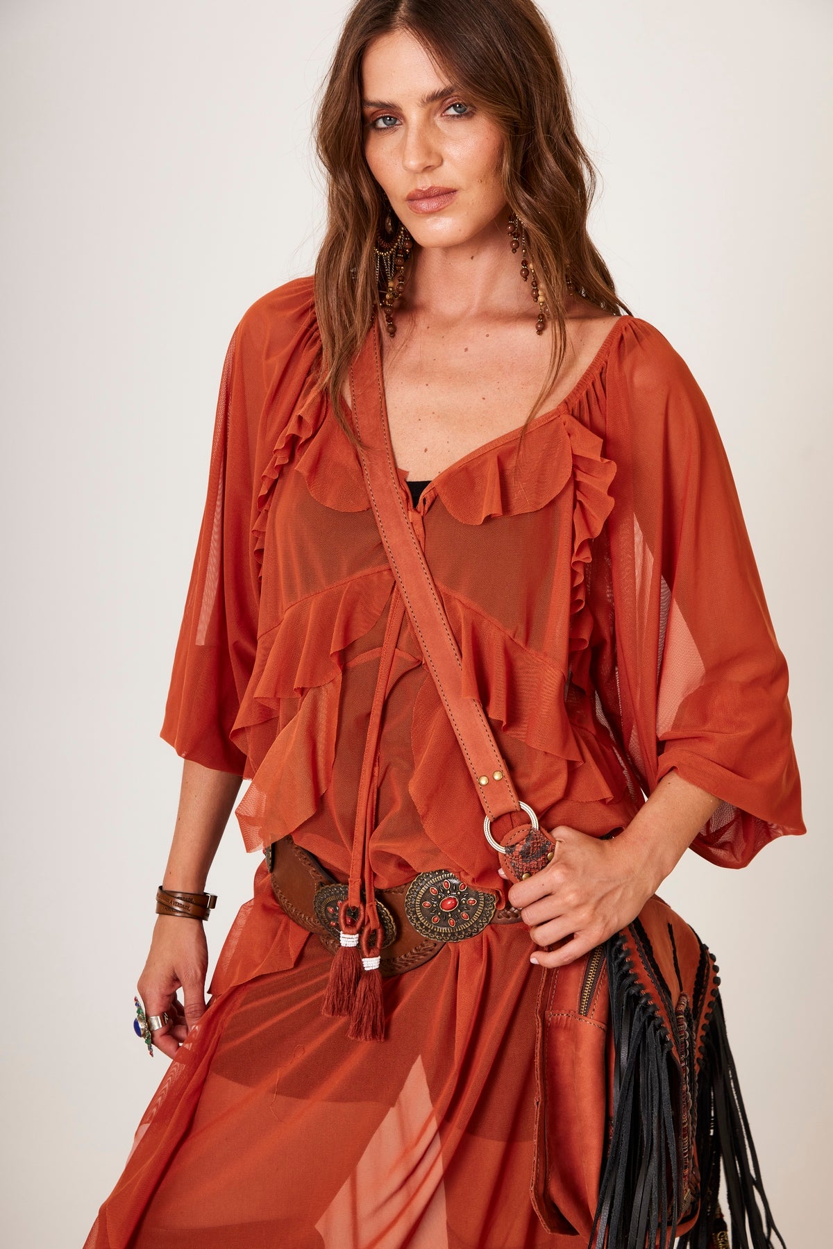 Vestido Longo De Tule Com Babados Terracota Yacamim D4