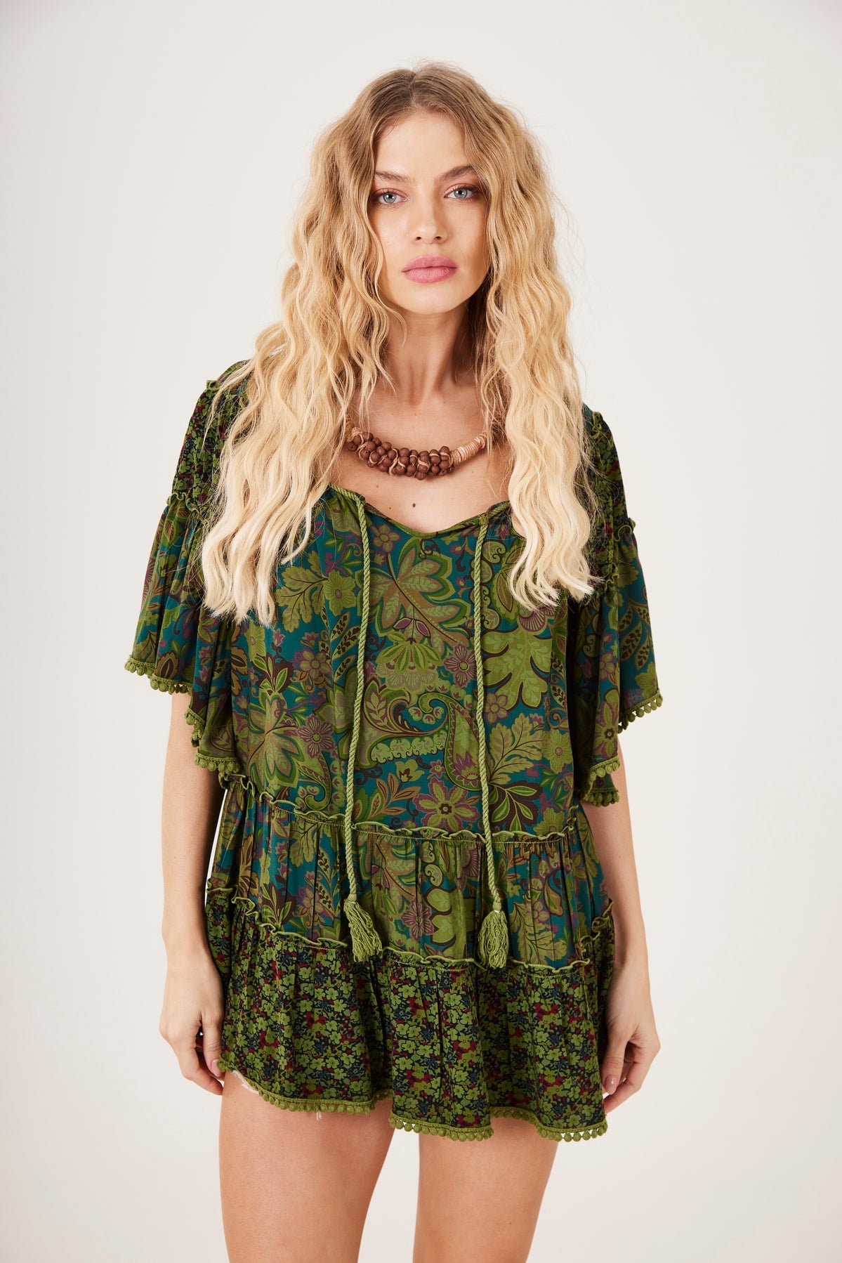 Bata Ampla Decote Ombro A Ombro Verde Patchwork Yacamim B1