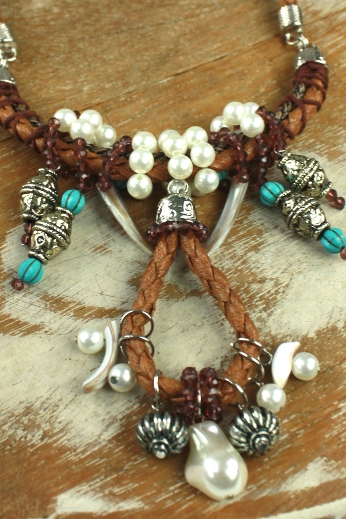 Colar Artesanal De Courino Com Pedras E Metais Yacamim #344