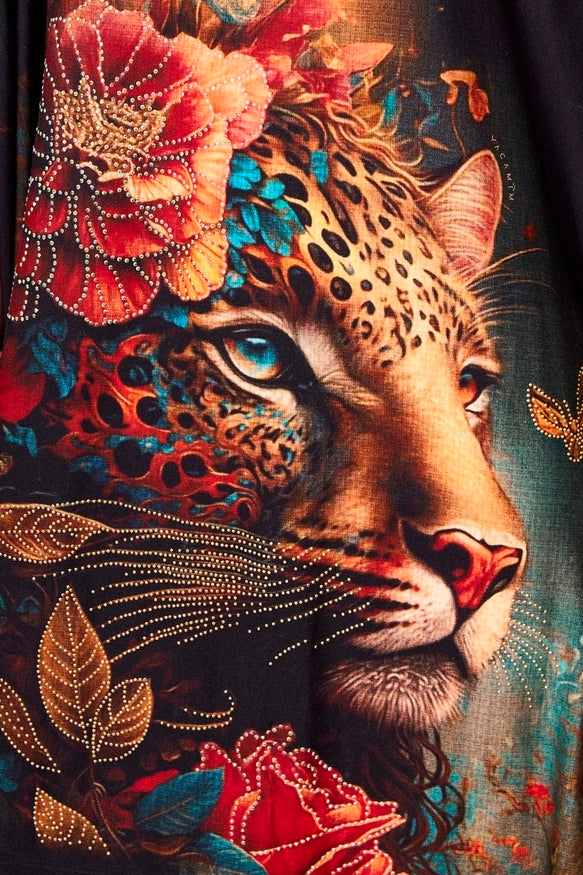 Bata Ampla Alongada Estampa De Onça Com Pedrinhas Yacamim B28