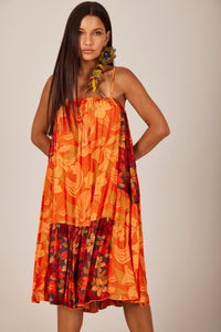 Vestido Curto Com Recortes Laranja Patchwork Yacamim C23