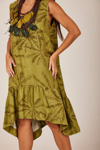 Vestido Curto Regata Com Decote Redondo Verde Yacamim C10