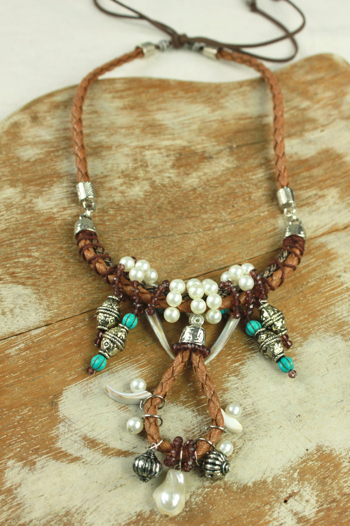 Colar Artesanal De Courino Com Pedras E Metais Yacamim #344