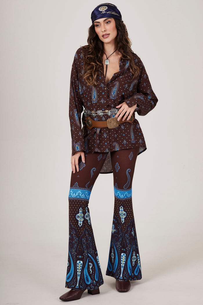 Calça Flare Marrom Escuro Estampa Cashmere Azul Yacamim A30