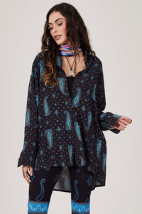 Camisa Ampla Manga Longa Azul Marinho cashmere Yacamim A16