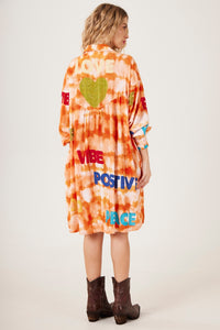 Chemise Ampla Tie Dye Laranja Digital Estampa Love Yacamim N6
