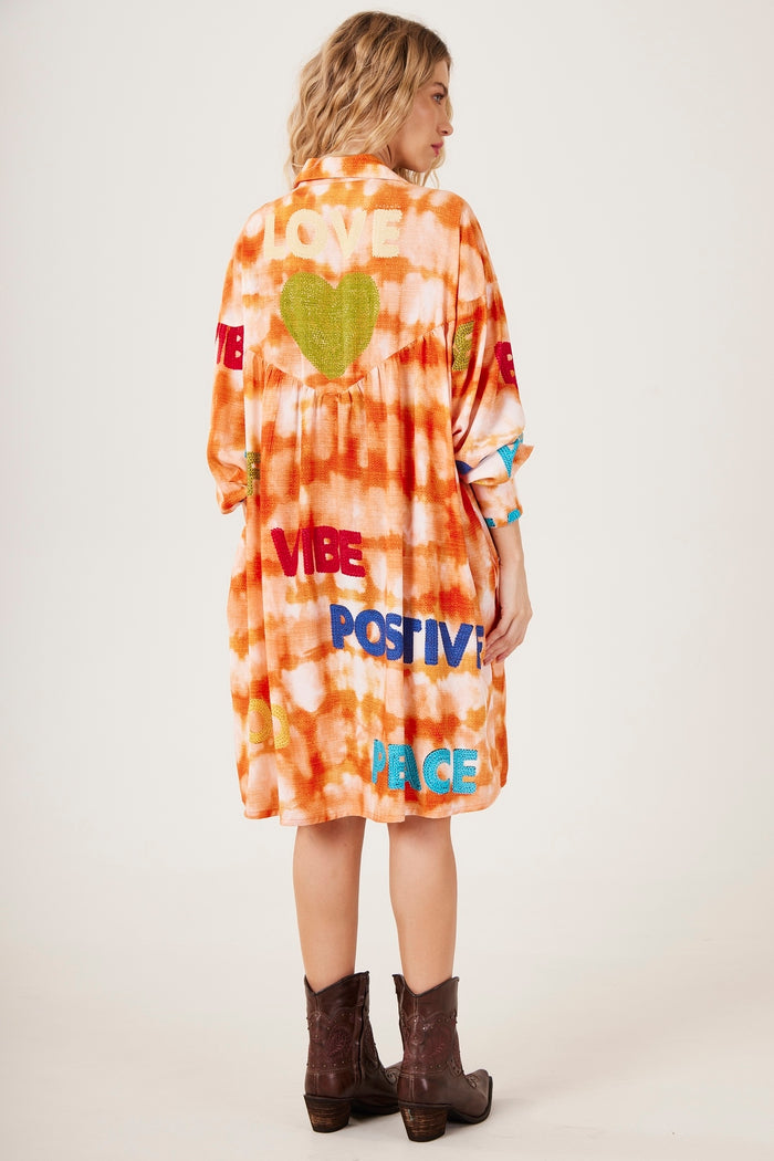 Chemise Ampla Tie Dye Laranja Digital Estampa Love Yacamim N6