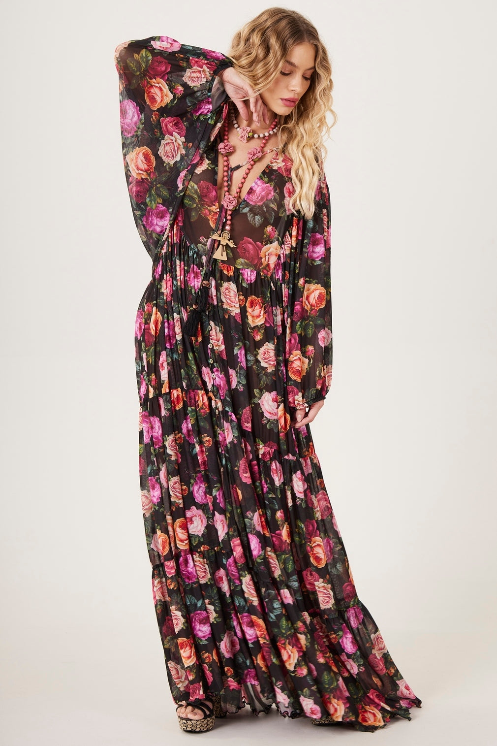 Vestido De Tule Longo Preto Estampa Floral Yacamim D15 Paris