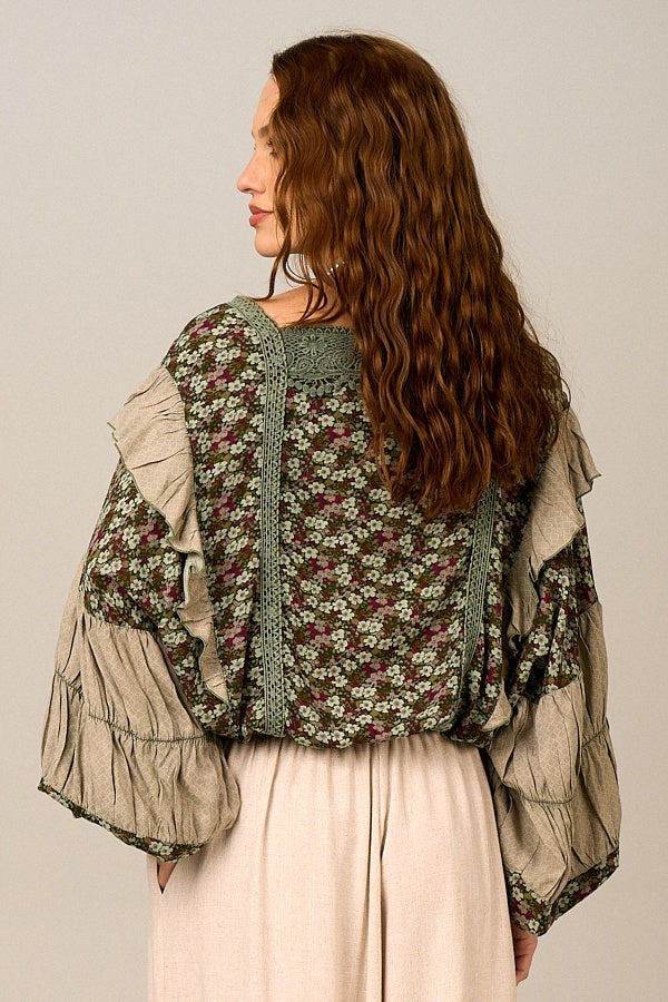 Bata Com Mangas Longas Bufantes Verde Estampado Patchwork Yacamim B20