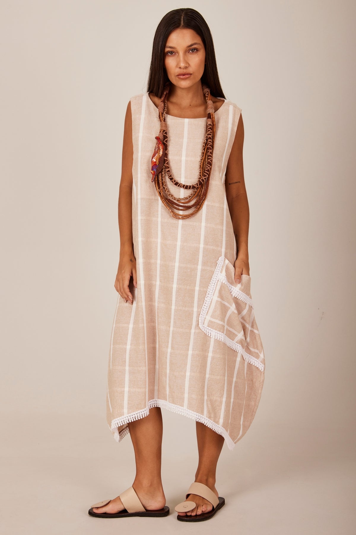 Vestido Regata Midi Bege Xadrez Yacamim C17