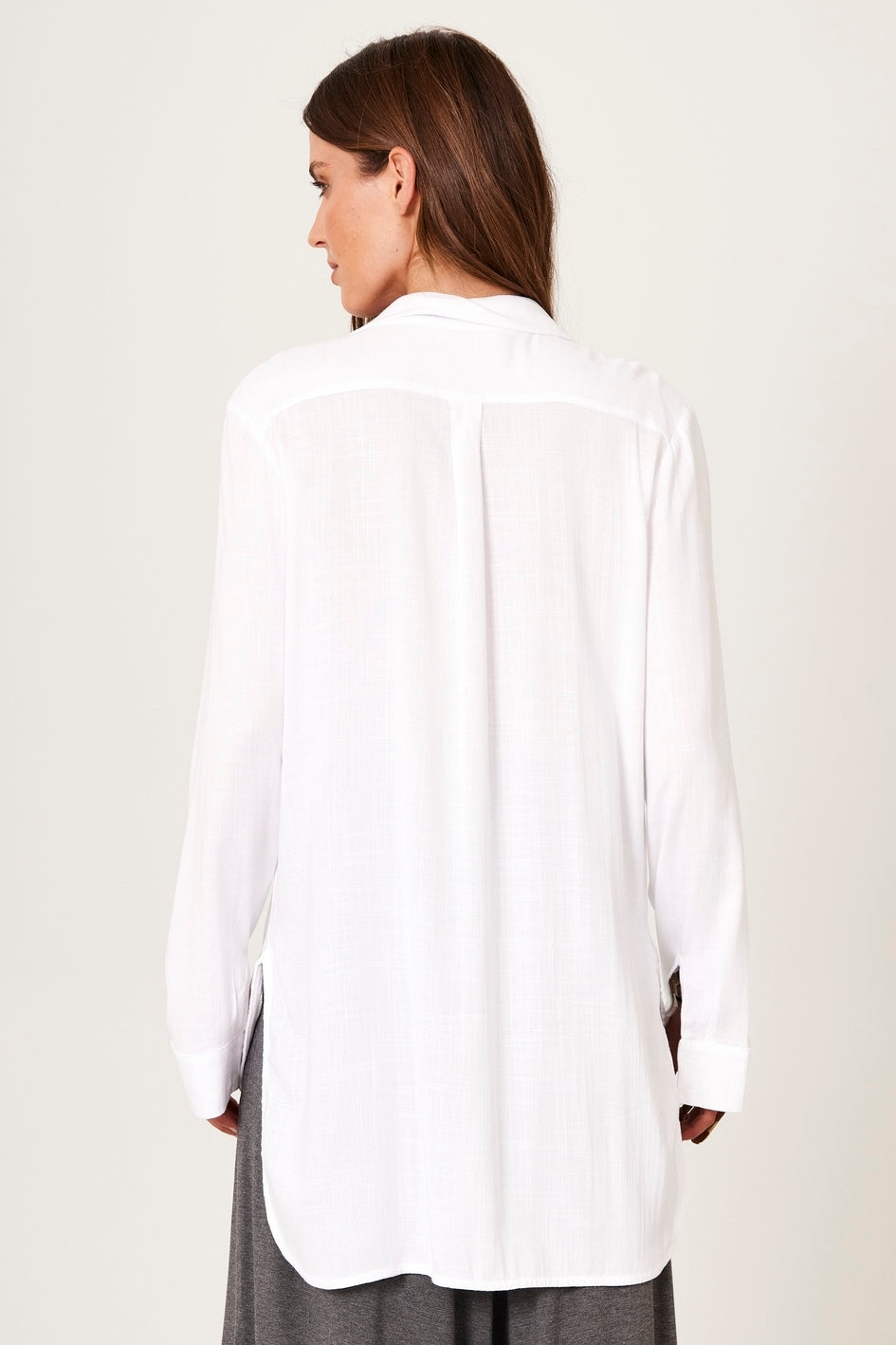 Camisa Alongada Com Barra Arredondada Branco Yacamim A4 Liso