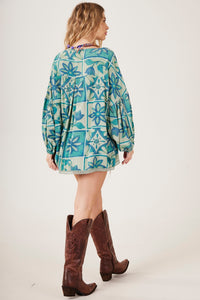 Bata Ampla Com Rendas Verde Estampada Yacamim B17