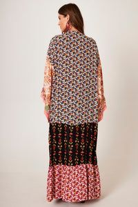 Kimono Longo Com Franjinhas Rosa Estampa Patchwork Yacamim J2