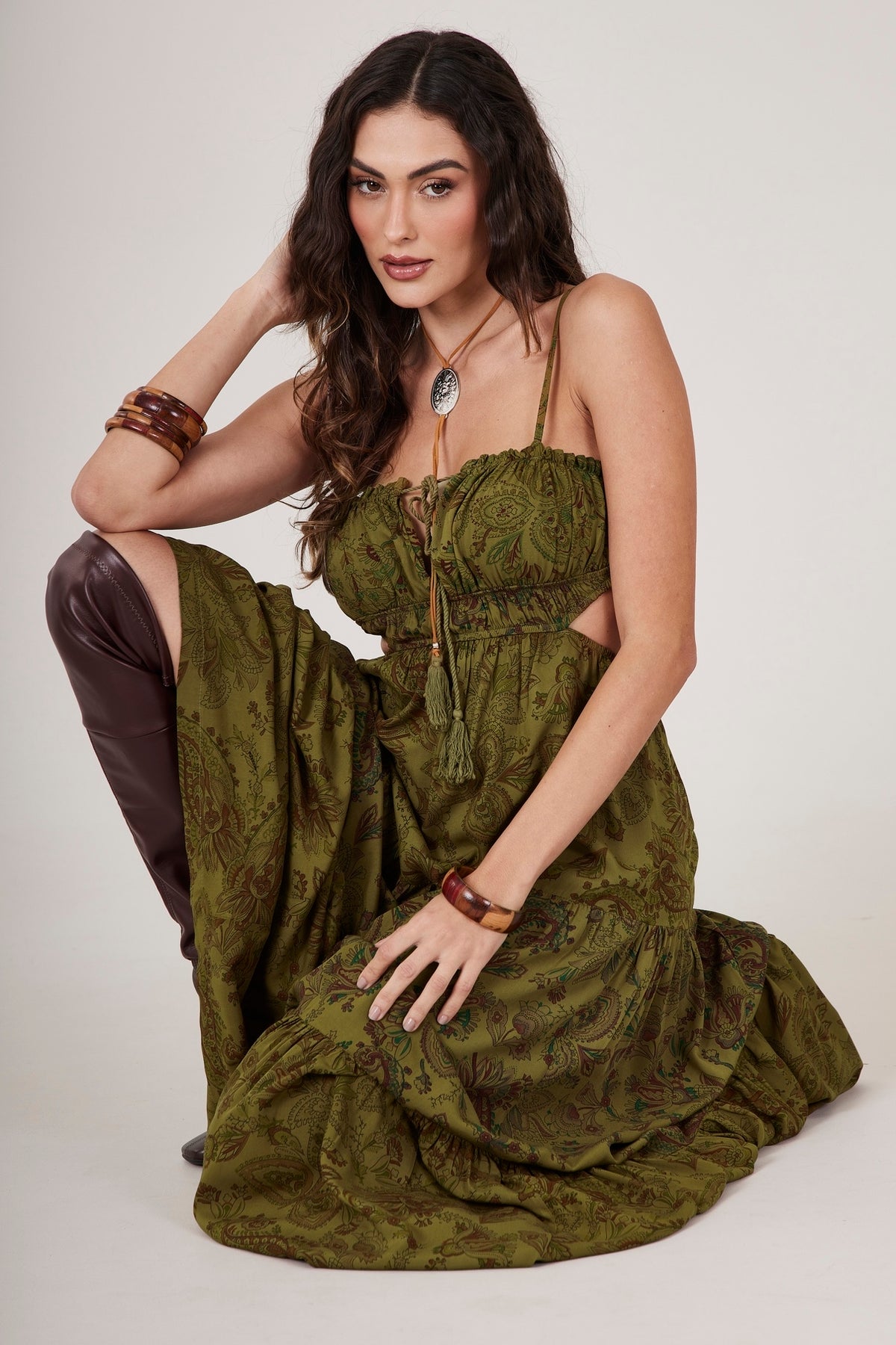 Vestido Longo De Alças Verde Musgo Estampa cashmere Yacamim C15