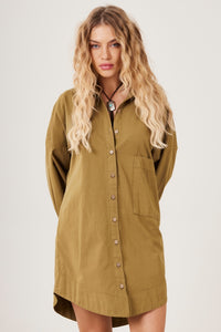 Camisa Ampla Com Bordado Love Nas Costas Verde Militar Yacamim A23