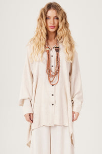 Camisa Ampla Alongada Viscolinho Bege Nature Yacamim A32 Liso