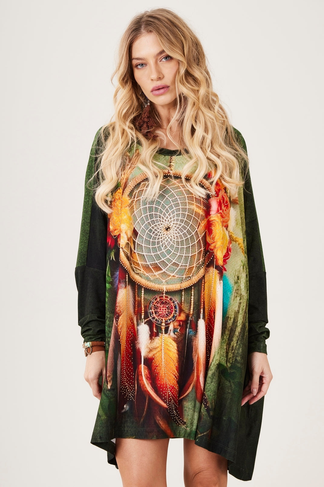 Bata Ampla Com Pedrinhas Estampa Exclusiva Filtro Dos Sonhos Verde Yacamim T4