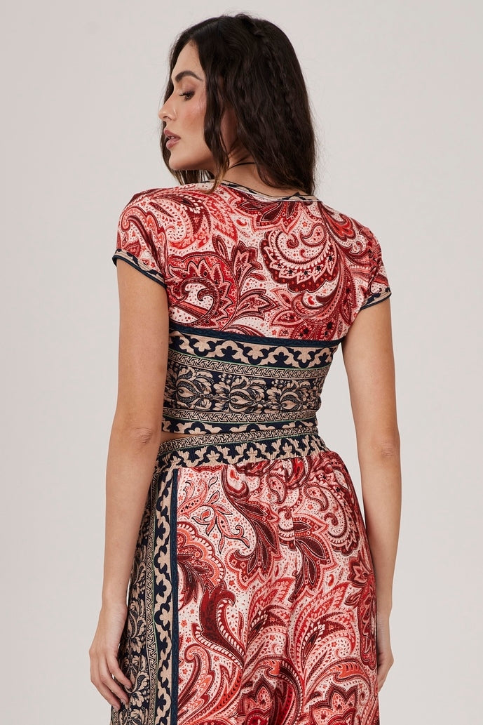 Blusa Cropped Estampa Cashmere Yacamim A27