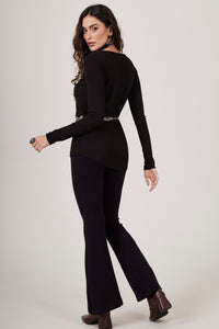 Calça Flare Com Bolsos Preta Yacamim H7/8 Liso