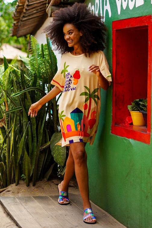 Camiseta Ampla Bege Bahêa Coleção Bahêa Yacamim R7