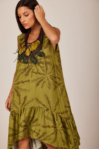 Vestido Curto Regata Com Decote Redondo Verde Yacamim C10