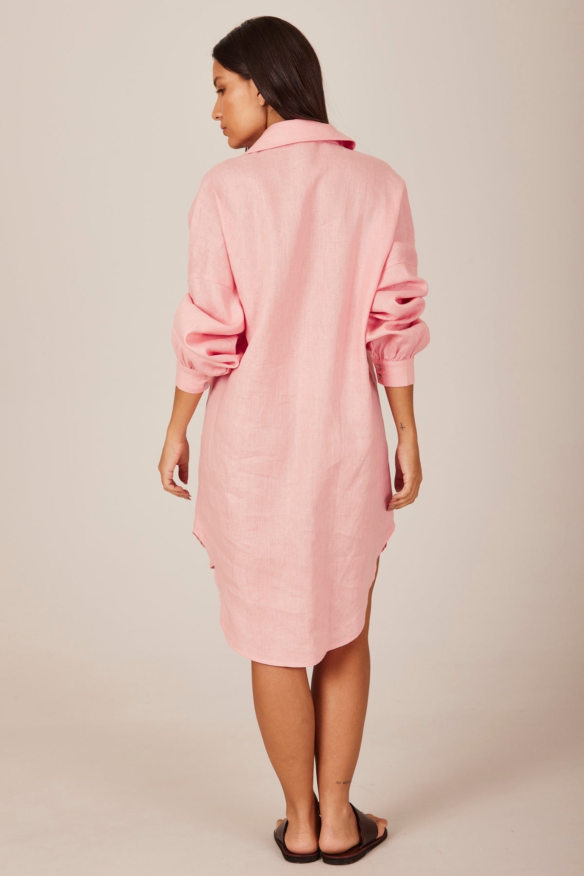 Chemise Clássica De Linho Alongada Rosa Claro Yacamim P5 Liso