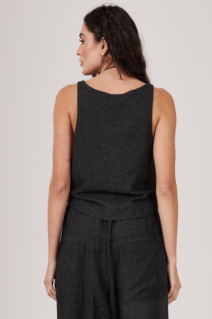 Regata Cropped Preta Yacamim A25 liso