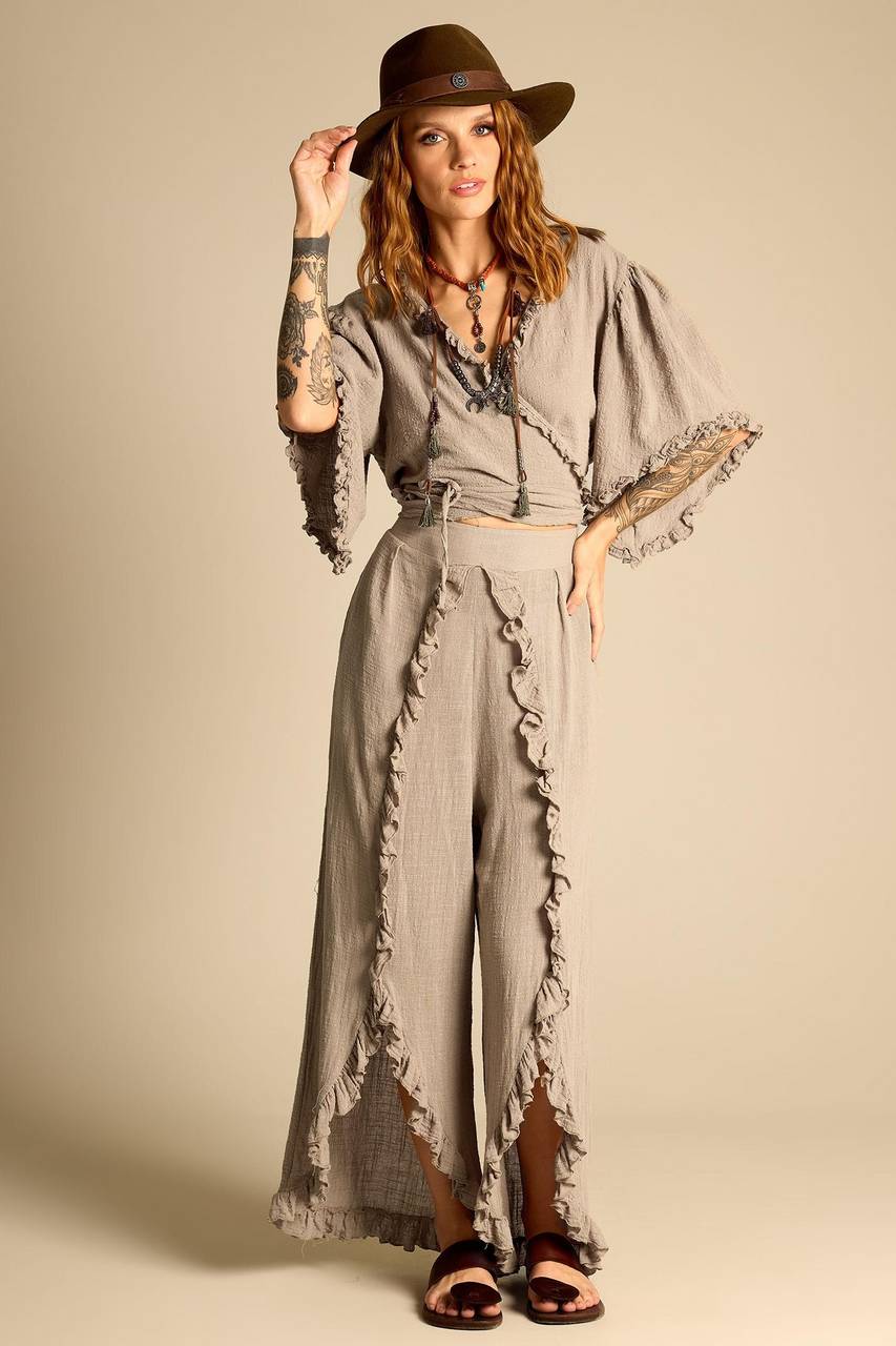 Calça De Cintura Alta Com Babadinhos Em Tom De Verde Yacamim A9