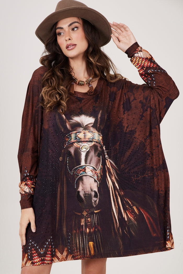 Bata Ampla Marrom Estampa De Cavalo Com Pedrinhas Yacamim S9