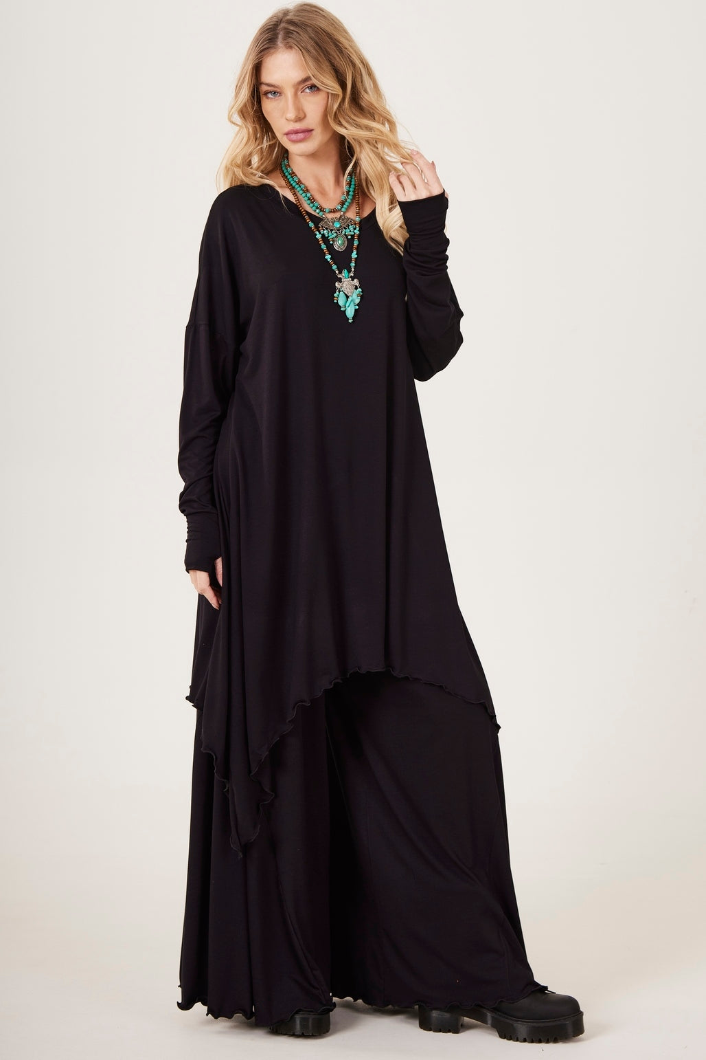 Calça Pantalona Preta Yacamim G2 Liso