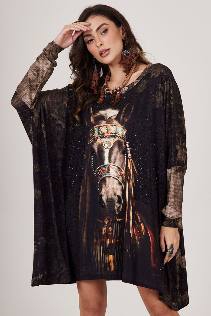 Bata Ampla Preta Estampa De Cavalo Com Pedrinhas Yacamim B5