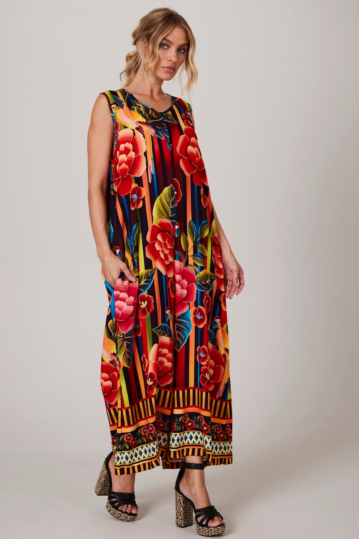 Macacão Midi Regata Estampado Yacamim O1