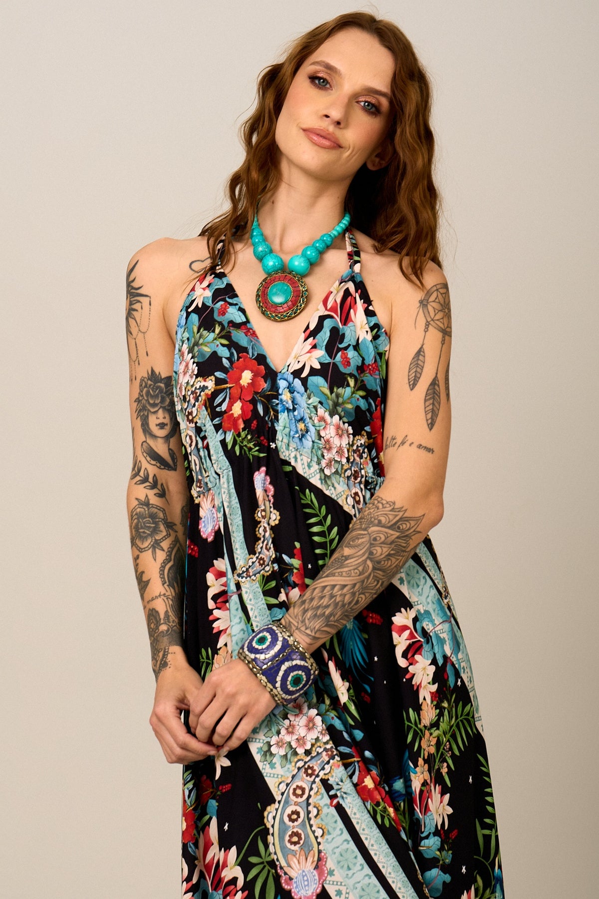 Vestido Longo Frente Única Preto Estampa Paisley Yacamim D27