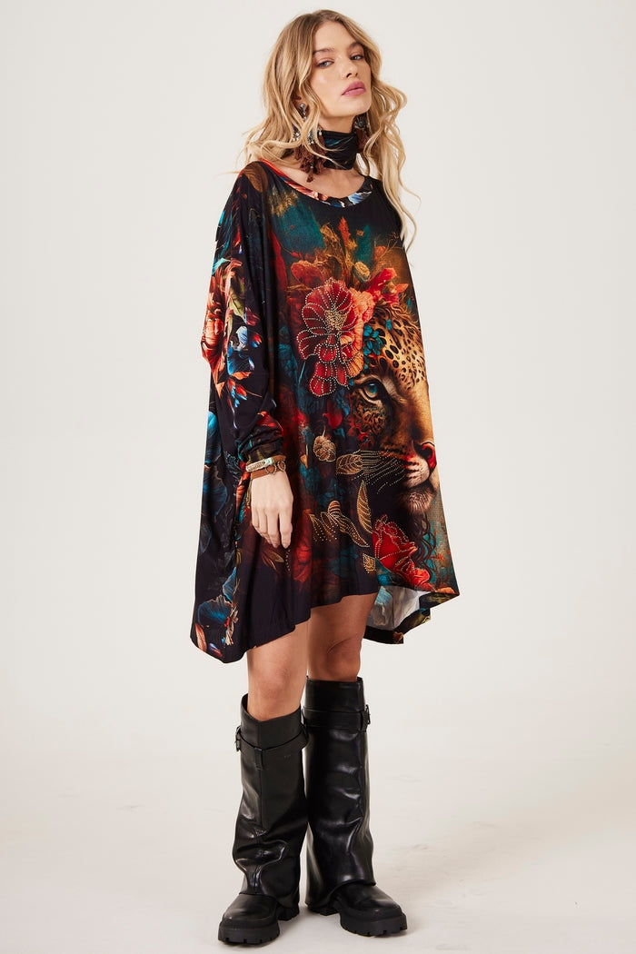 Bata Ampla Com Pedrinhas Estampa Exclusiva De Onça Floral Yacamim S3/4