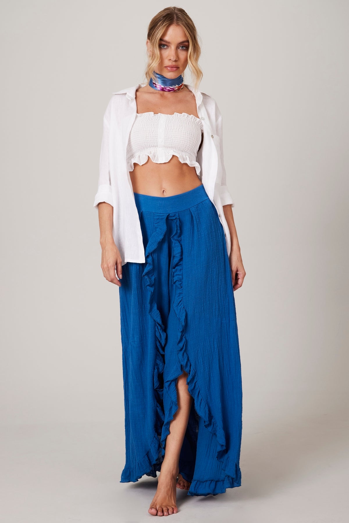 Calça Com Abertura E Babadinhos Azul Yacamim I6 Liso