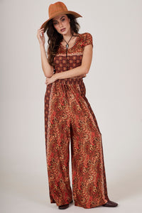 Calça Pantalona Terracota Estampa Cashmere Yacamim A6