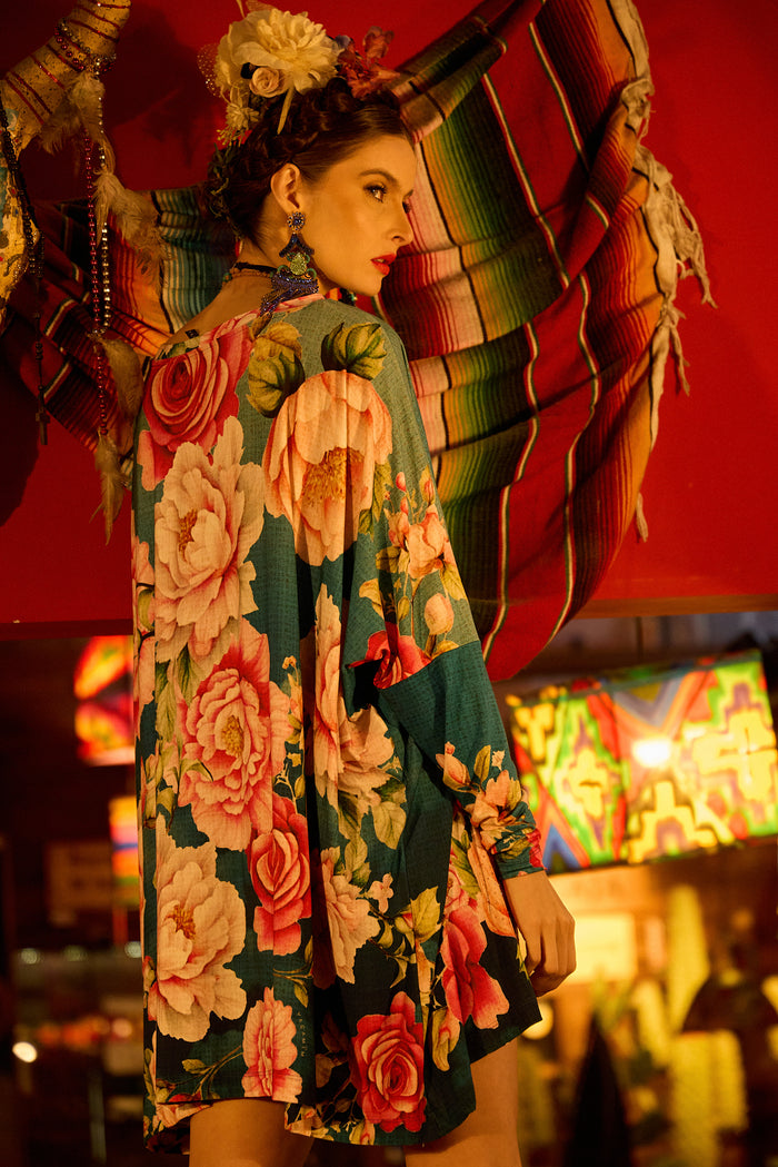 Bata Ampla Azul Com Pedrinhas Guadalupe Yacamim B23 Mex