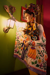 Bata Ampla Cinza Claro Com Pedrinhas Caveiras Yacamim B18 Mex