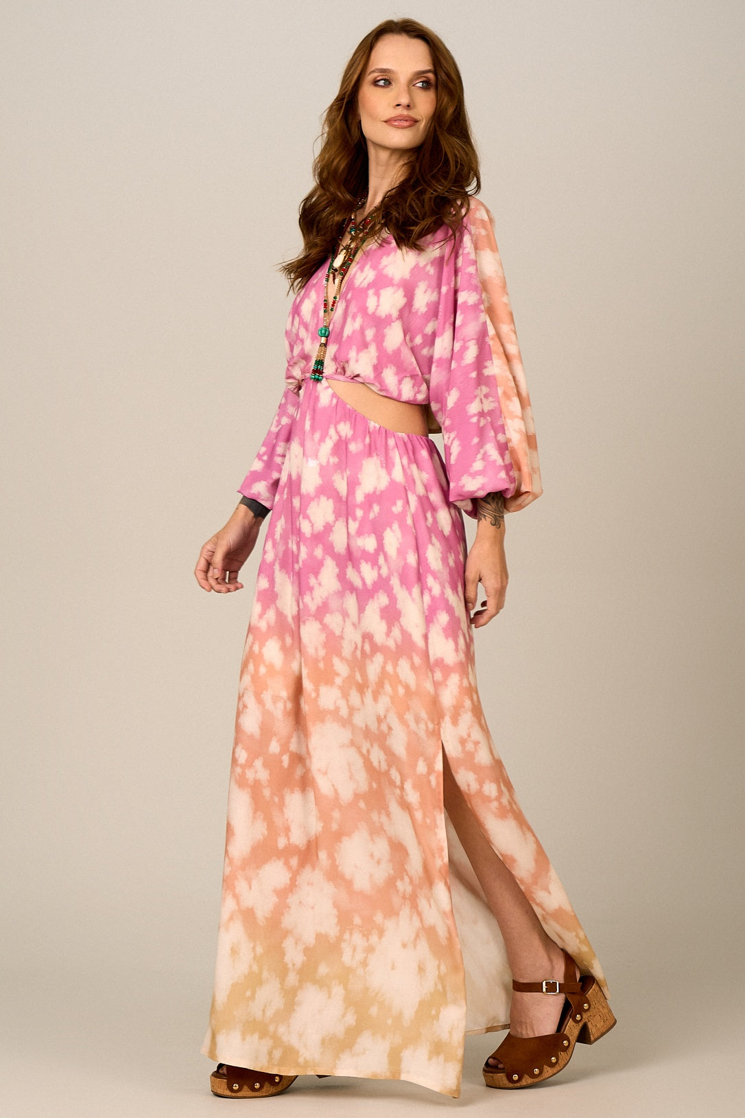 Vestido Longo Vazado Tie Dye Rosa E Laranja Yacamim C17