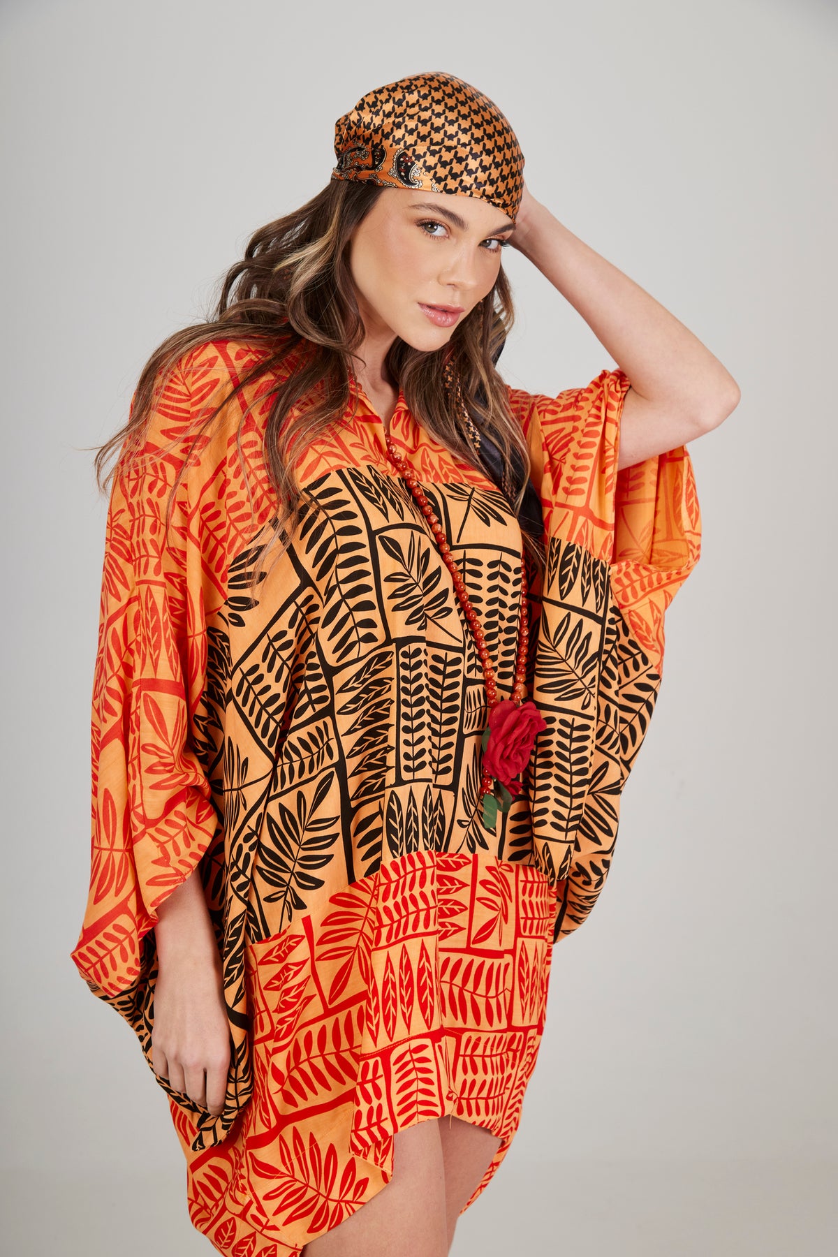 Bata Ampla Laranja Patchwork Yacamim B4