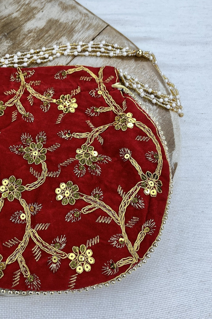 Bolsa Tipo Saco Vermelha Pequena Bordada Yacamim #203