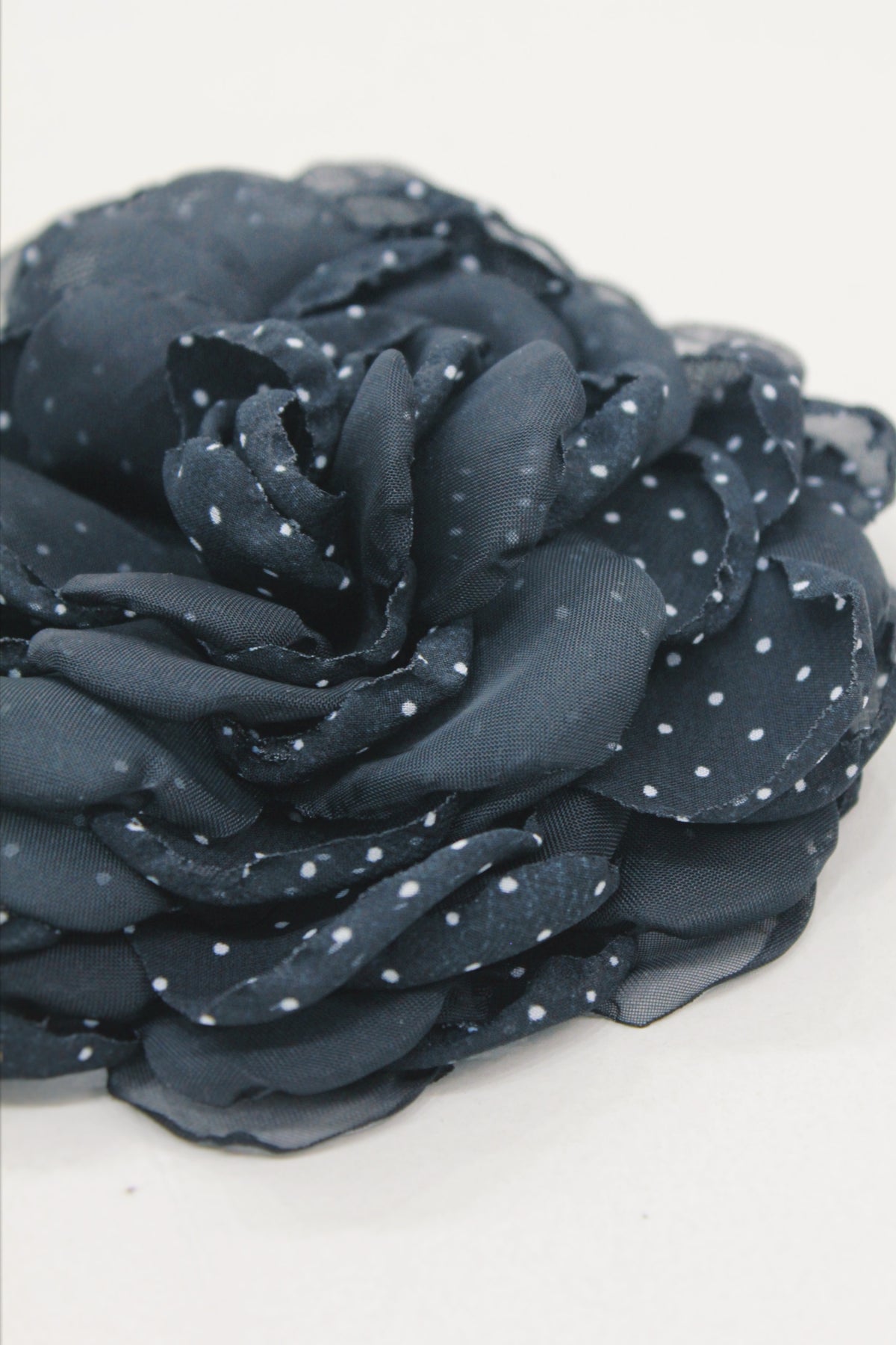 Presilha De Cabelo Flor De Tule Preto De Poá Yacamim #610
