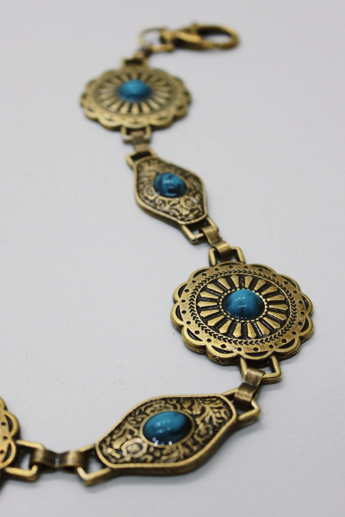 Cinto De Metal Em Ouro Velho Com Pedras Yacamim #699