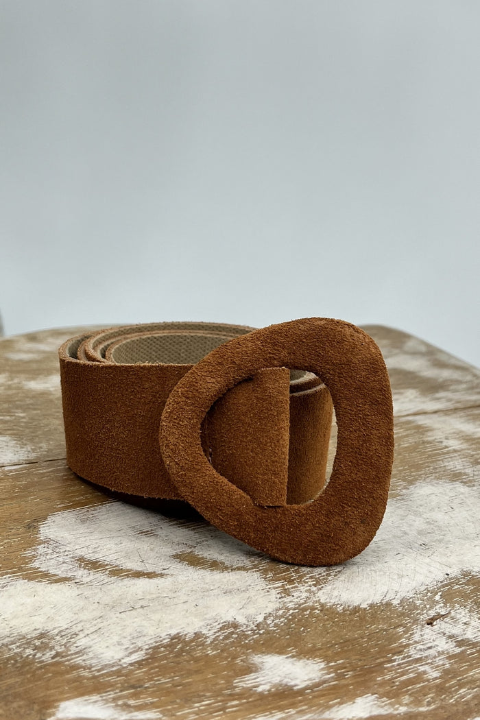 Cinto Com Fivela De Couro Caramelo Yacamim #190