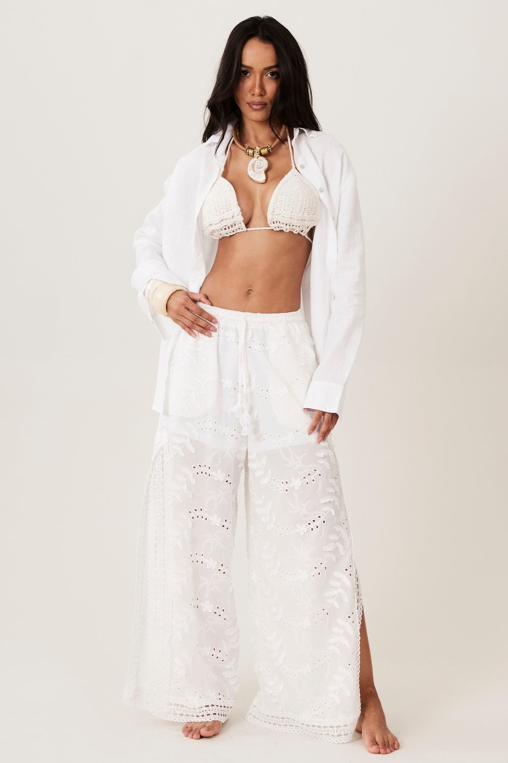 Calça Broderie Com Rendas Branco Yacamim H4