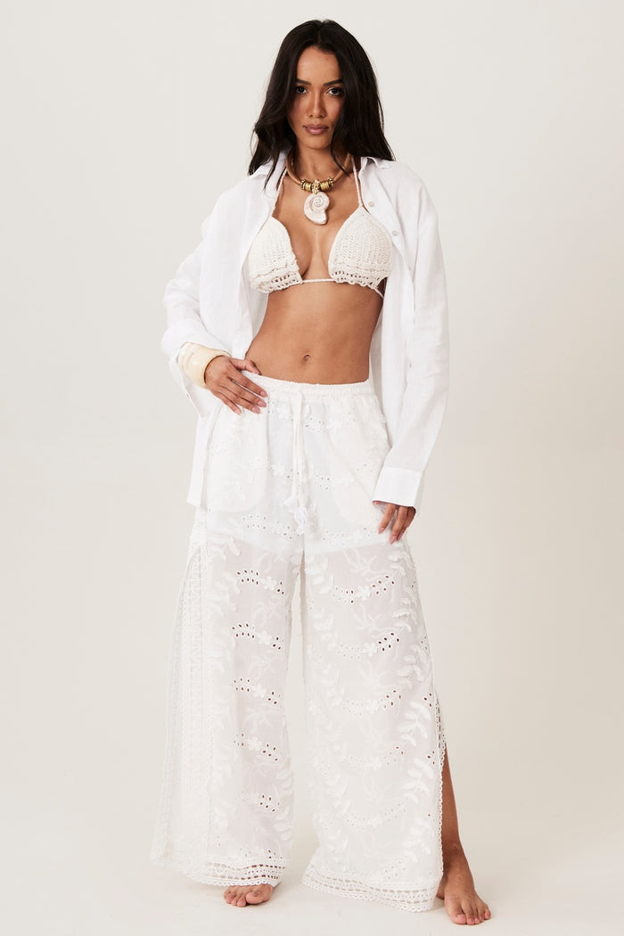 Calça Broderie Com Rendas Branco Yacamim H4