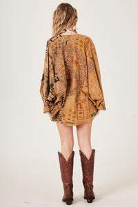 Kimono Amarelo Ocre Bordado Paz E Amor Patchwork Yacamim J1